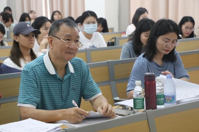 免费观看已满十八岁电视剧动漫版
