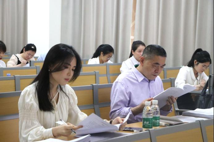 免费观看已满十八岁电视剧动漫版